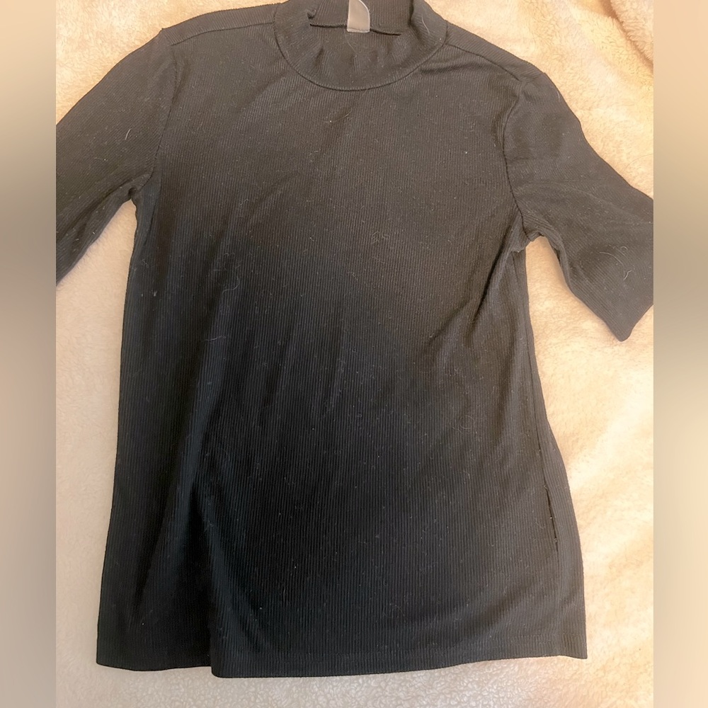 black ribbed turtle neck